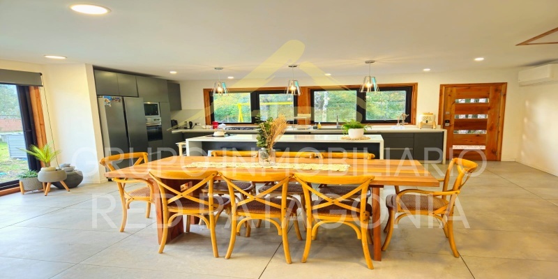 Araucanía, Chile, Araucanía, 6 Habitaciones Habitaciones, ,4 BathroomsBathrooms,Casa,Arriendo de Temporada,1436